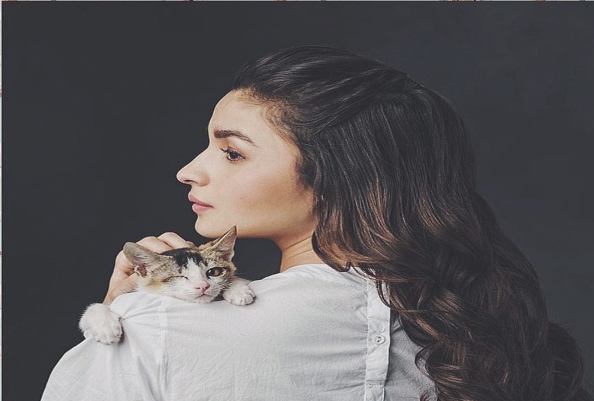 Varun Dhawan gave advice to Alia Bhatt to take equal pay