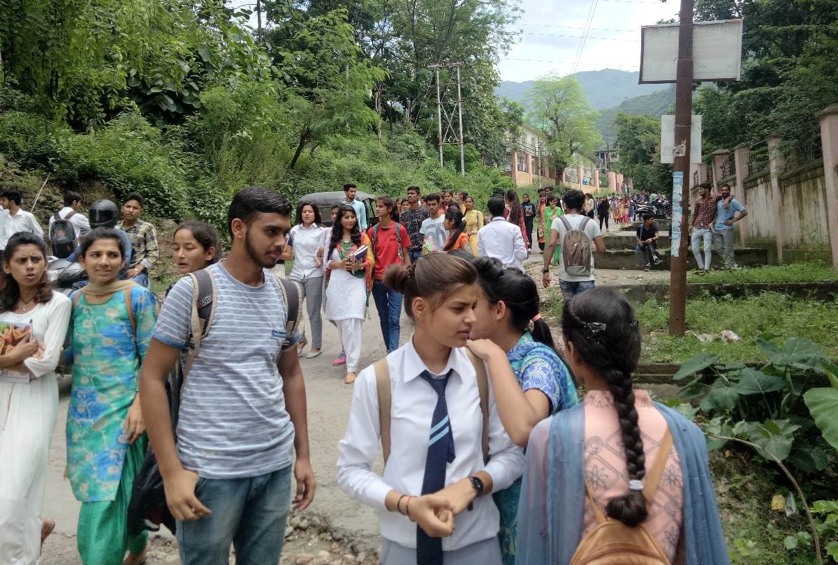 dengue in bilaspur degree college students and staff employees