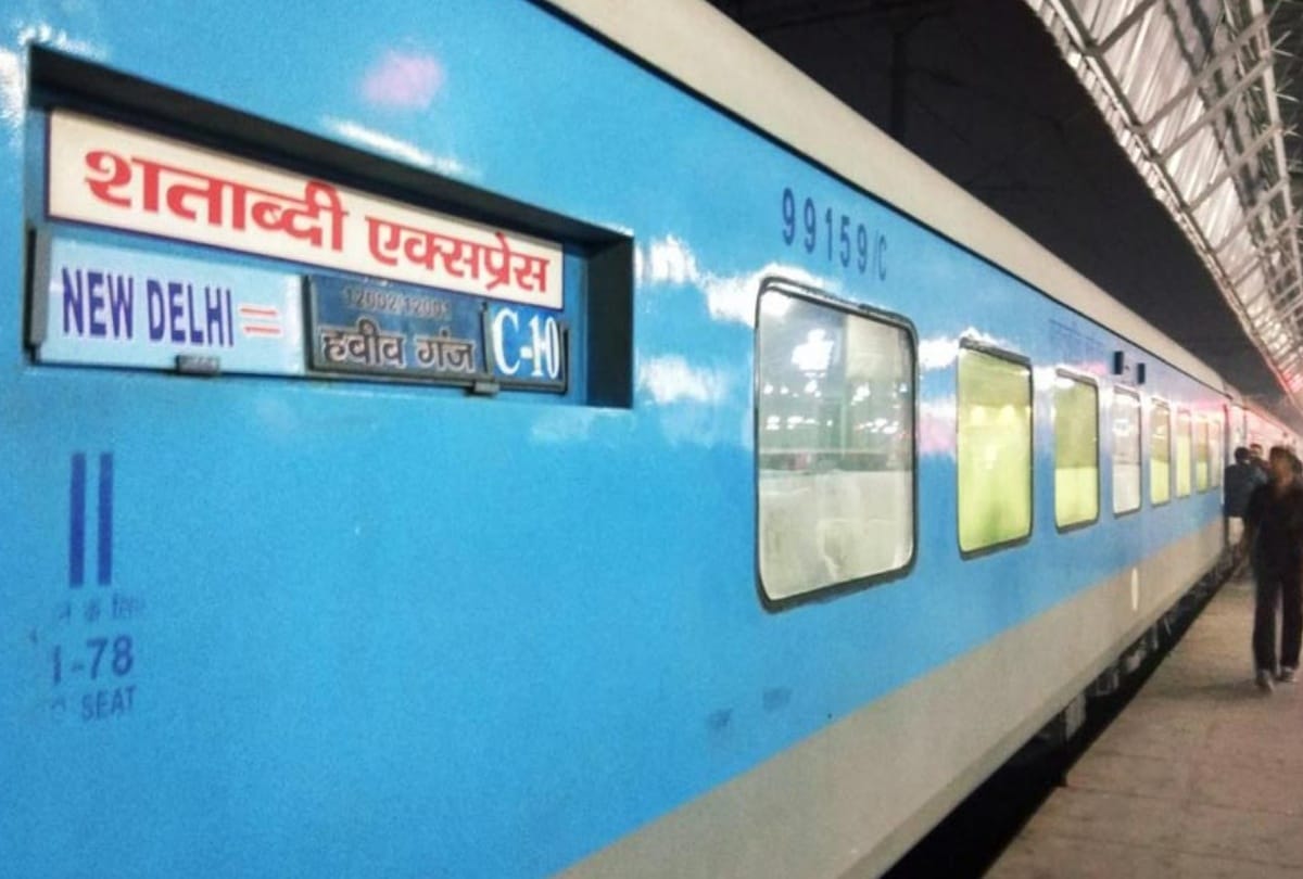 about 26 cows dead after being hit by shatabdi train travelling from Holambi Kalan to Narela