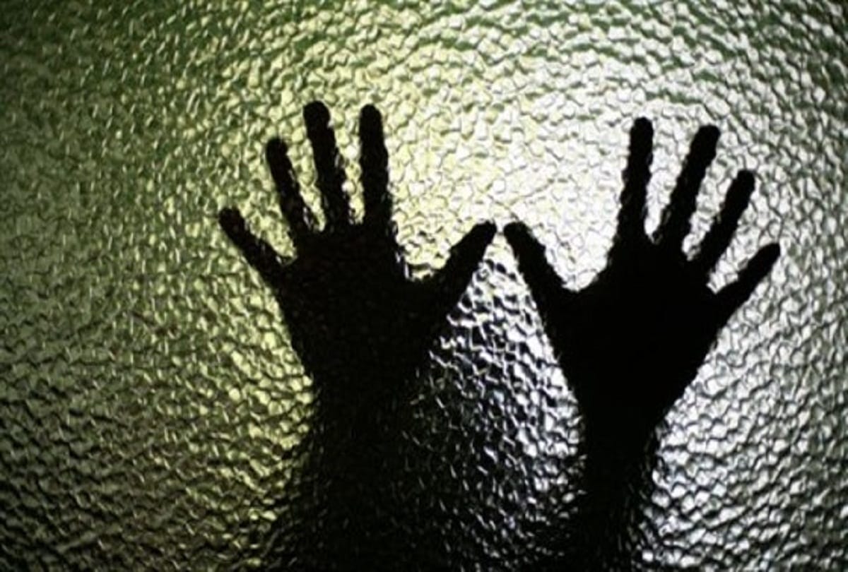 maulvi arrested in kirawali for rape student in madrasa