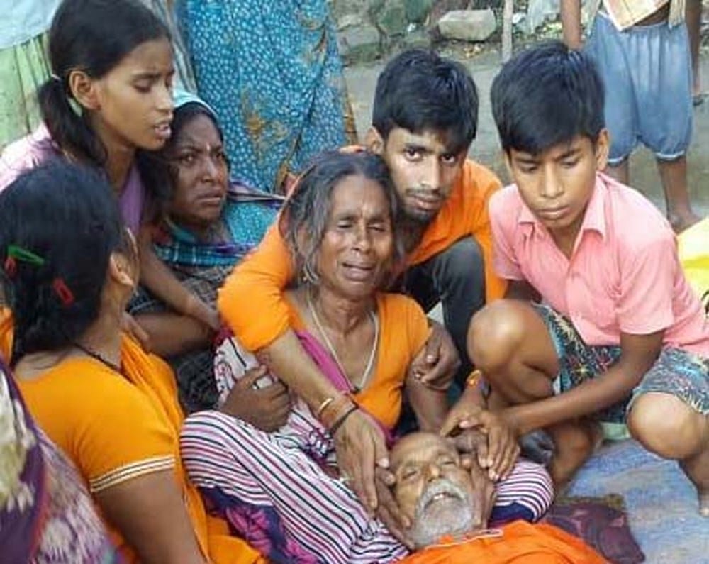 3 kawand yatri died in accident and 2 burnt by electricity