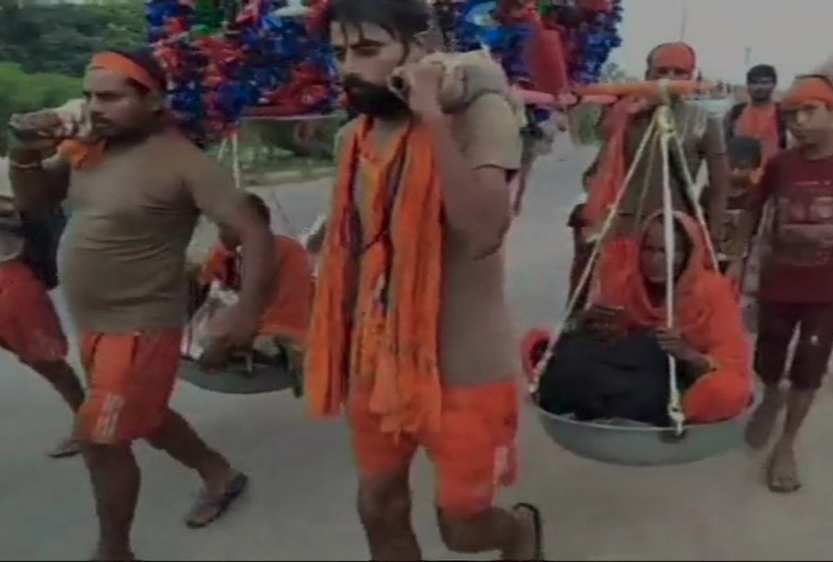 Kanwar Yatra 2018 five brothers carried parents on kanwar like shravan kumar