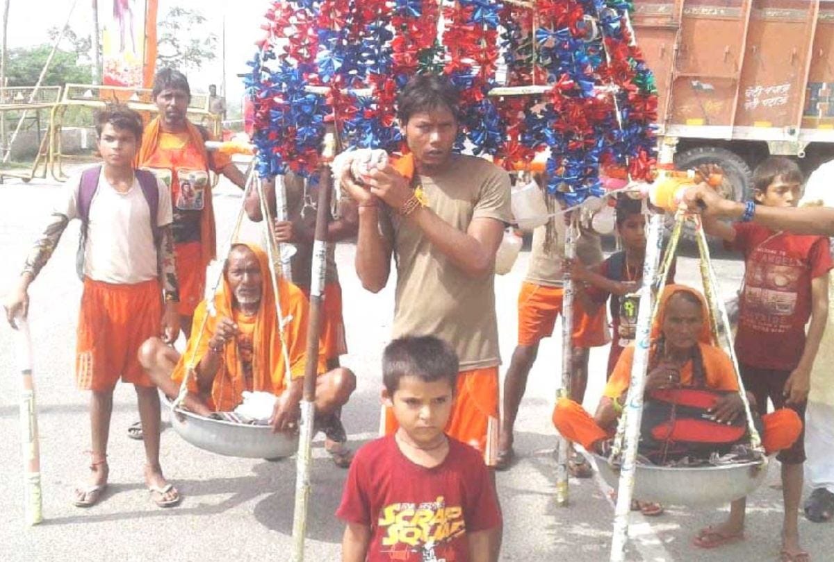 Kanwar Yatra 2018 five brothers carried parents on kanwar like shravan kumar