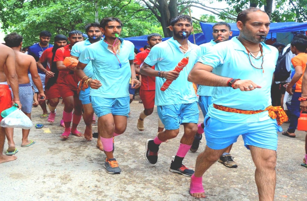 last round of Kanwar yatra 2018 in photos