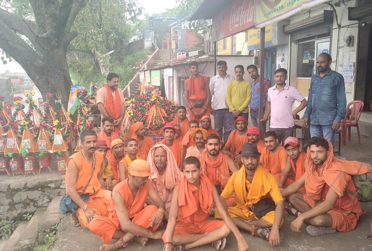 Kashmiri labourers attack on kanwariya group in Swarghat bilaspur himachal pradesh