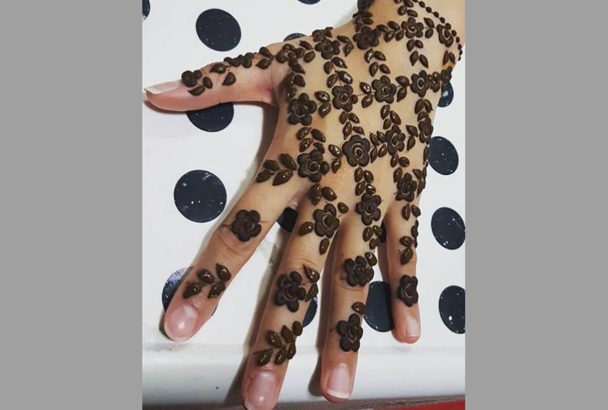 Happy Eid Mubarak 2020 latest mehndi design pics