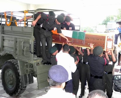 Gurez Encounter martyr hameer singh pokhariyal and mandeep rawat cremation