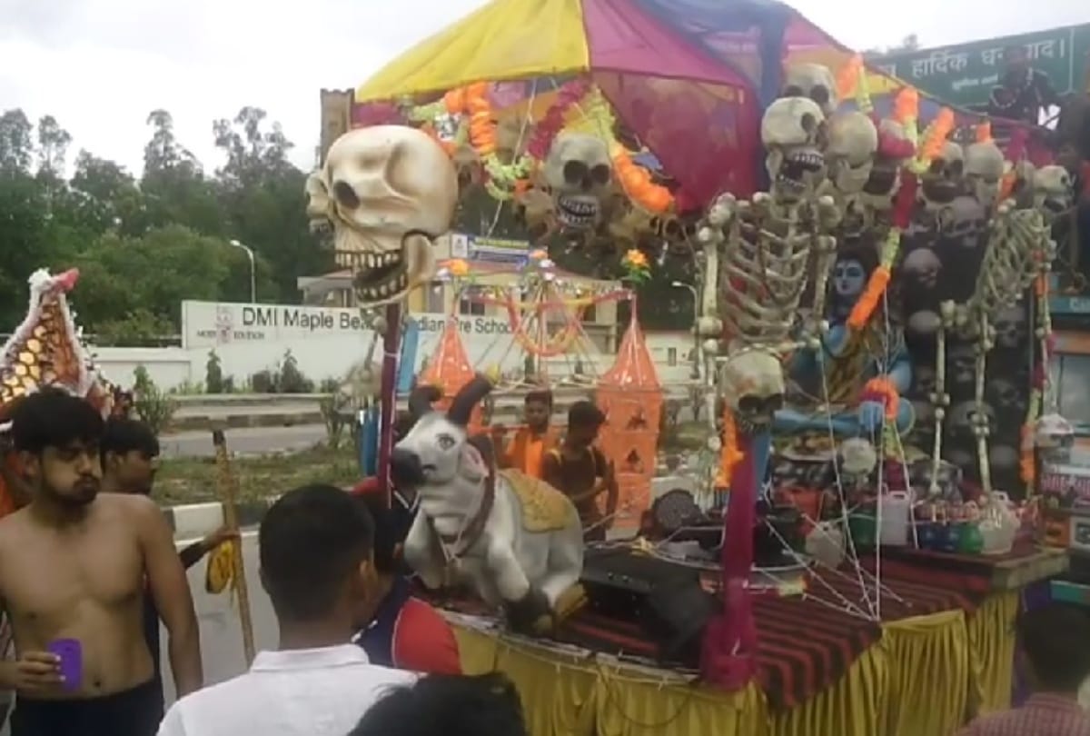 kaavar yaatra me naye naye roop dekhne ko mil rahe