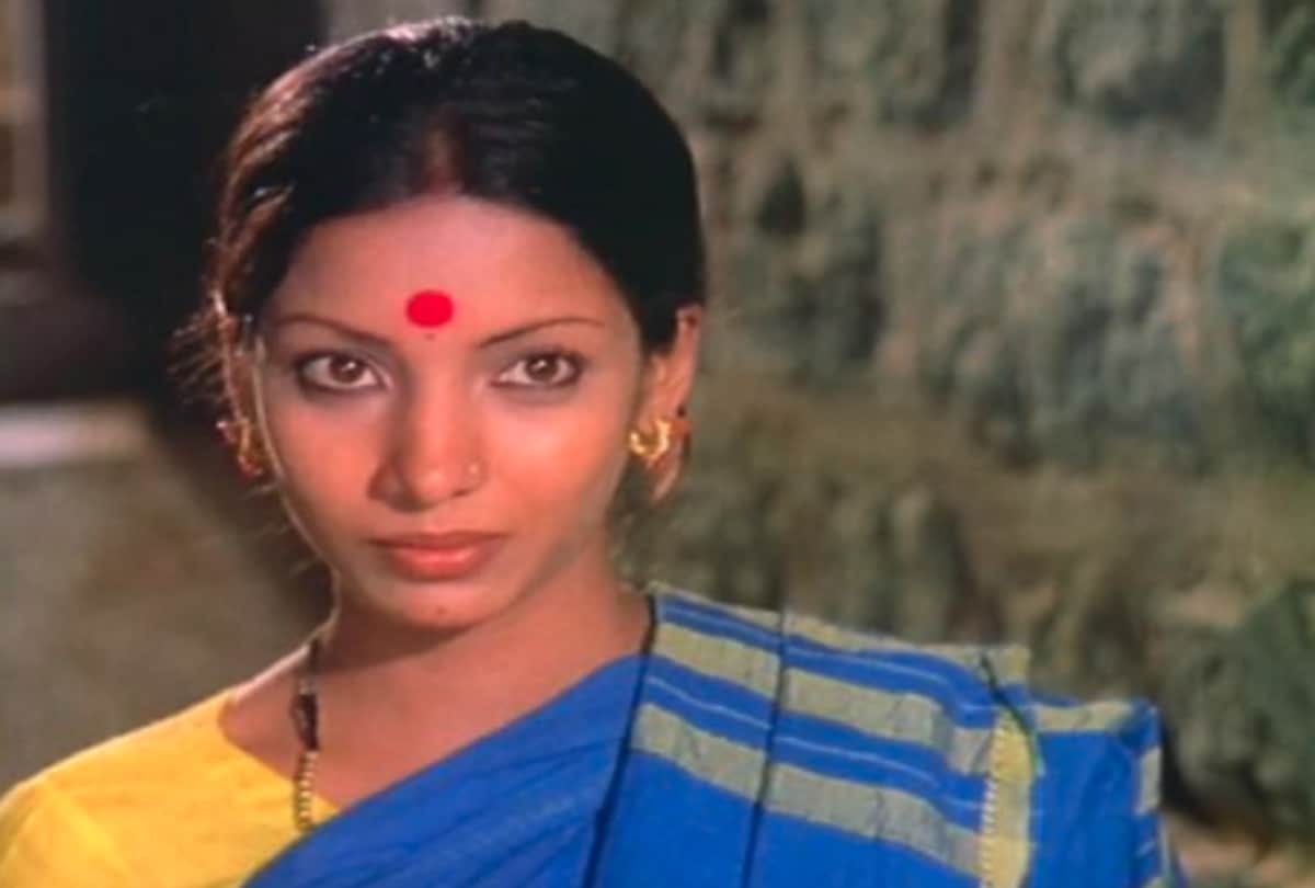 indira gandhi death anniversary kissa kursi ka banned during emergency