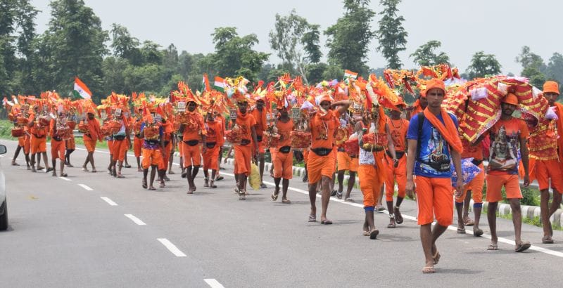 कांवड़ियों के जोश से शिवमय हुआ जिला