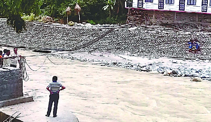 The trolley started for traffic in Ramganga