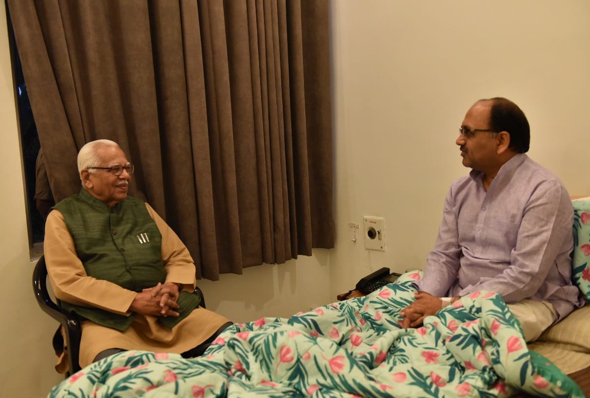 governor ram naik meet with siddharth nath singh