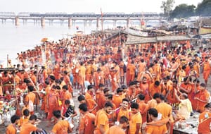 Railway support to get rid of jam