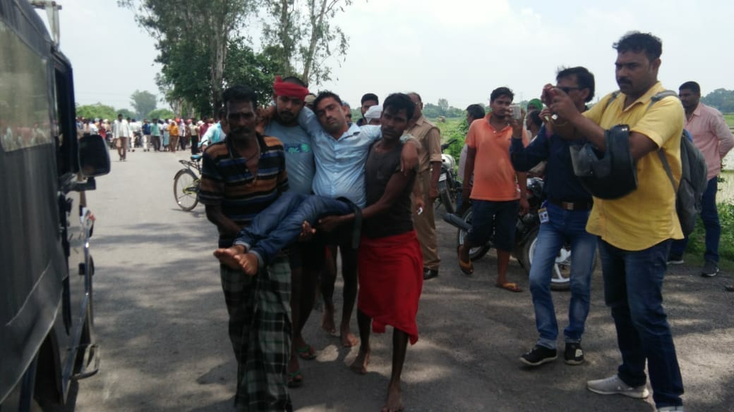 one killed in uncontrol Bolero accident at chandauli 
