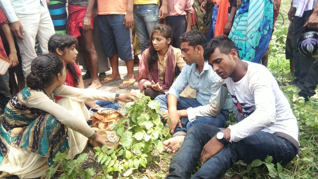 one killed in uncontrol Bolero accident at chandauli 