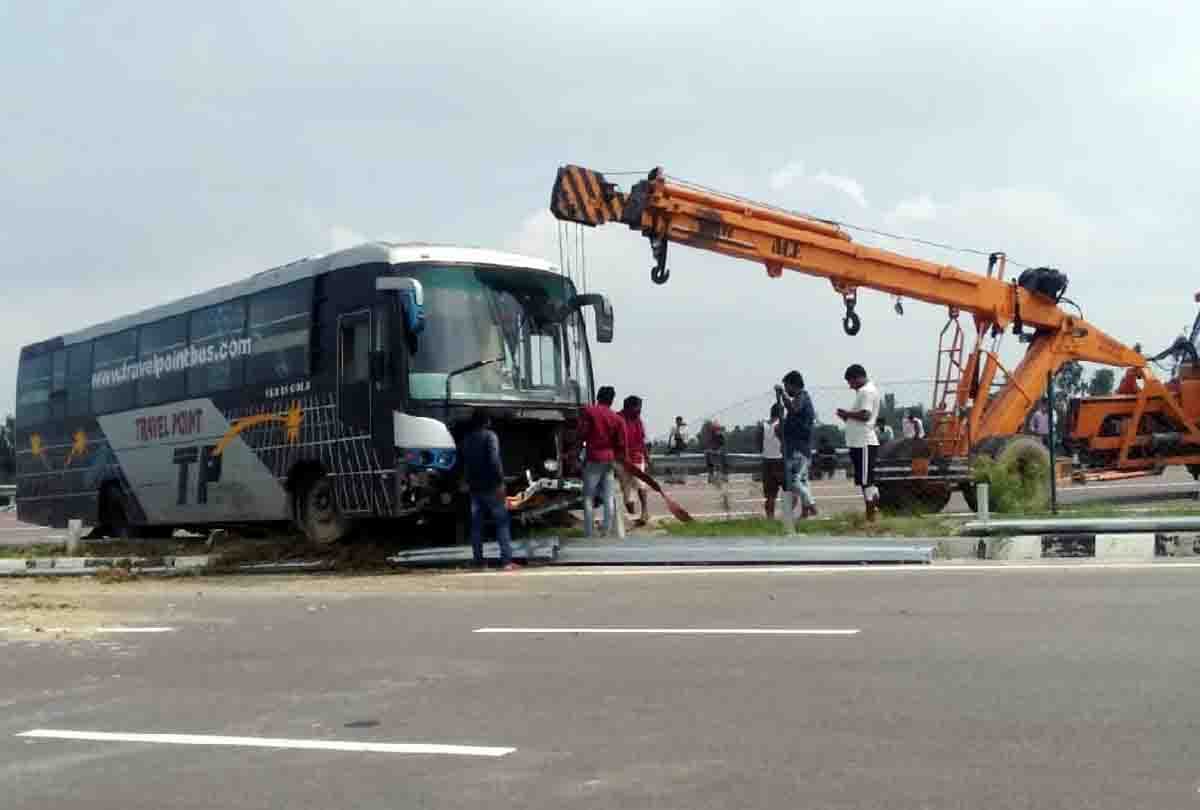 accident on Expressway in unnao district