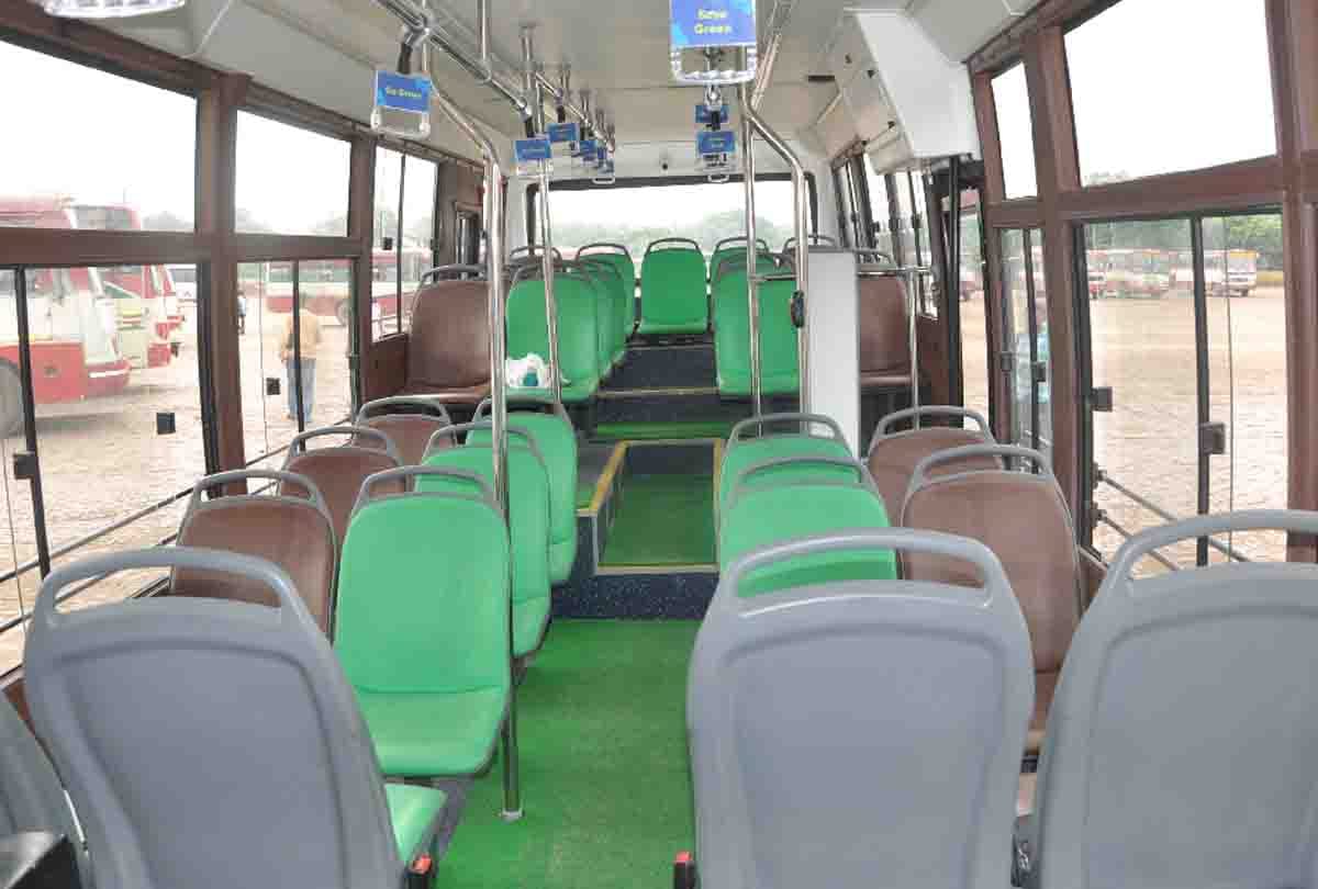 Electric non-AC bus from Lucknow to Kanpur