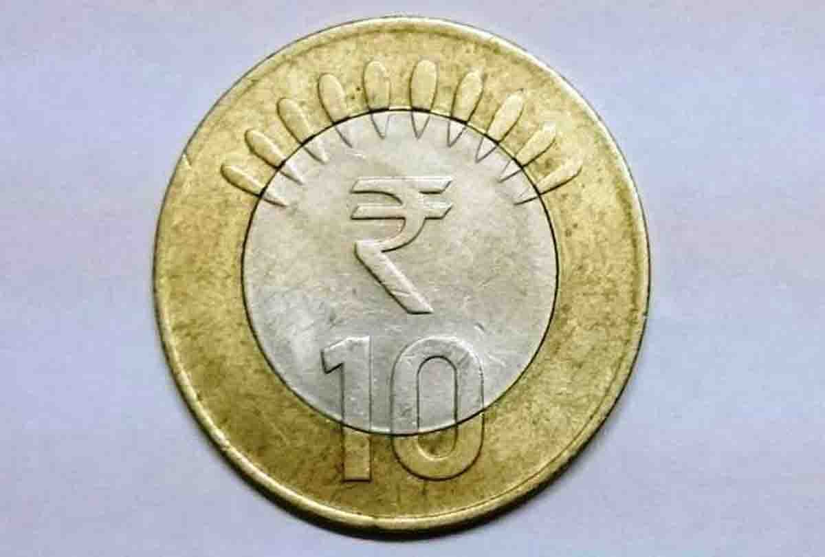 Confusion on 10 rupee coin and reality