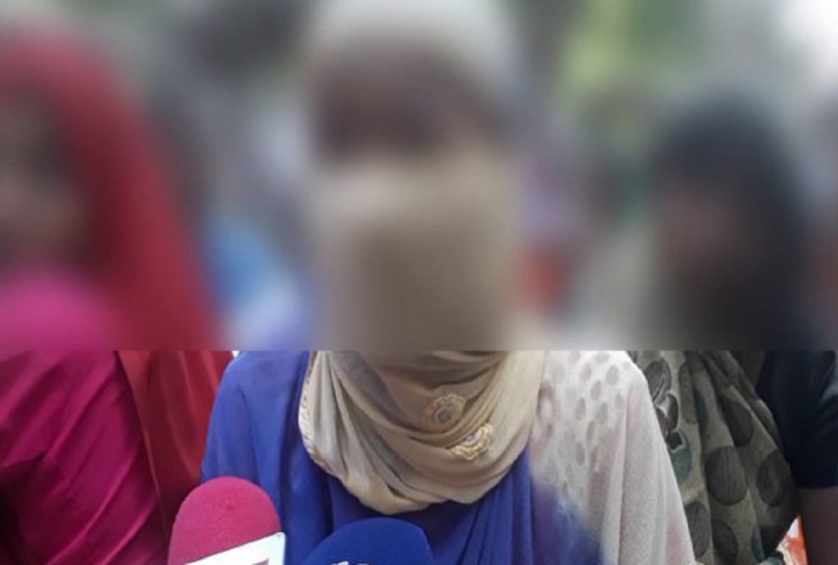 four young man sexual harassment with a minor girl in agra