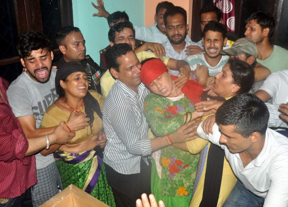 Gurez Encounter martyr hameer singh pokhariyal father tell how to defeat terrorist