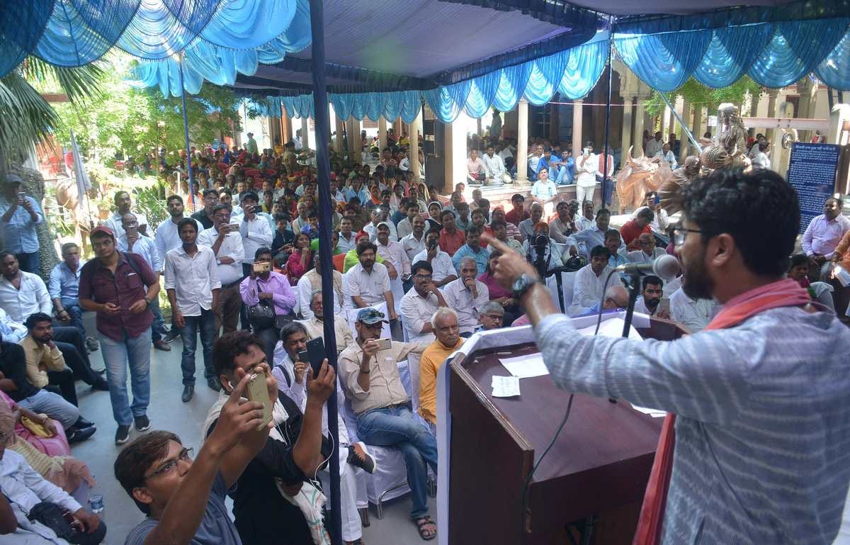 Dalit leader jignesh mewani arrived varanasi and target pm modi for his ghar wapsi