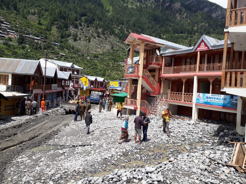 flood in uttarkashi kheer ganga debris in many house 
