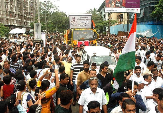 Thousands of people gave their last rites to Major Rane