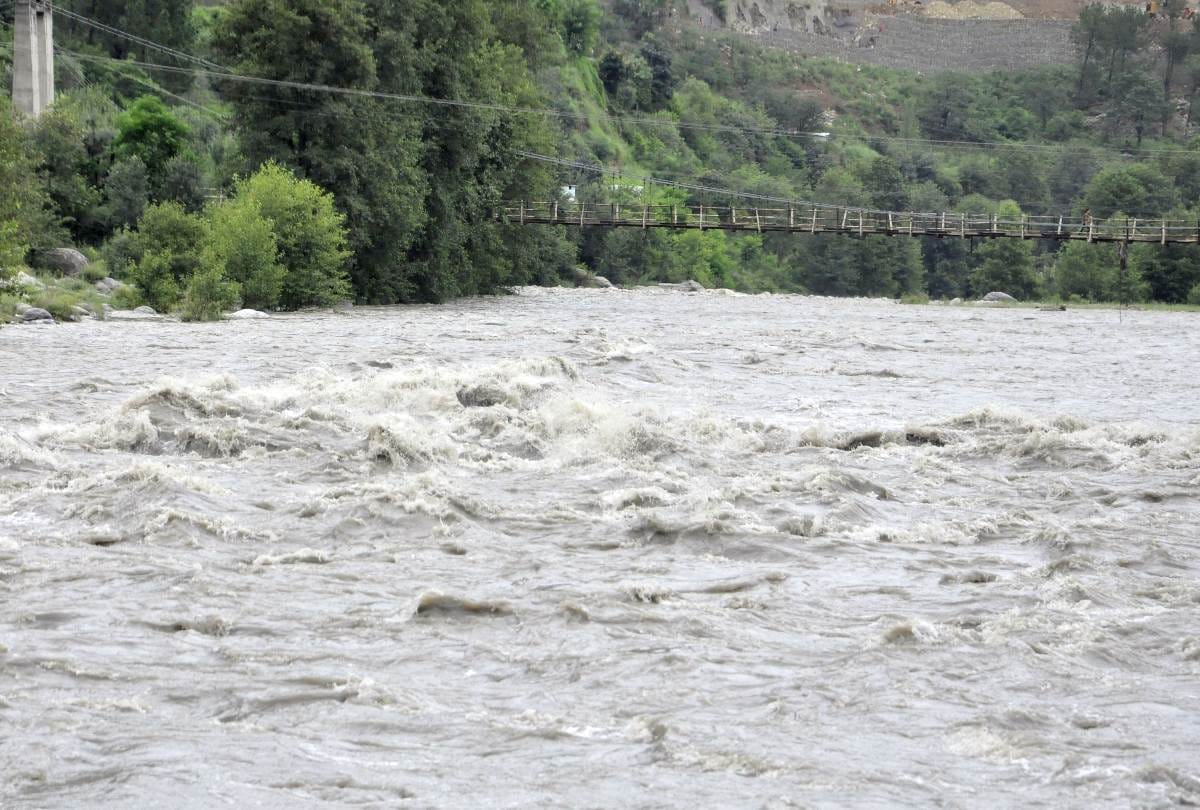 himachal weather report cloudburst in lahaul spiti