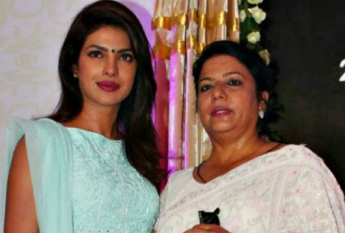 Bollywood News: Priyanka Chopra Mother Madhu Chopra Dance with Sophie Turner