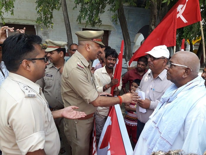 police stopped procession of trade union