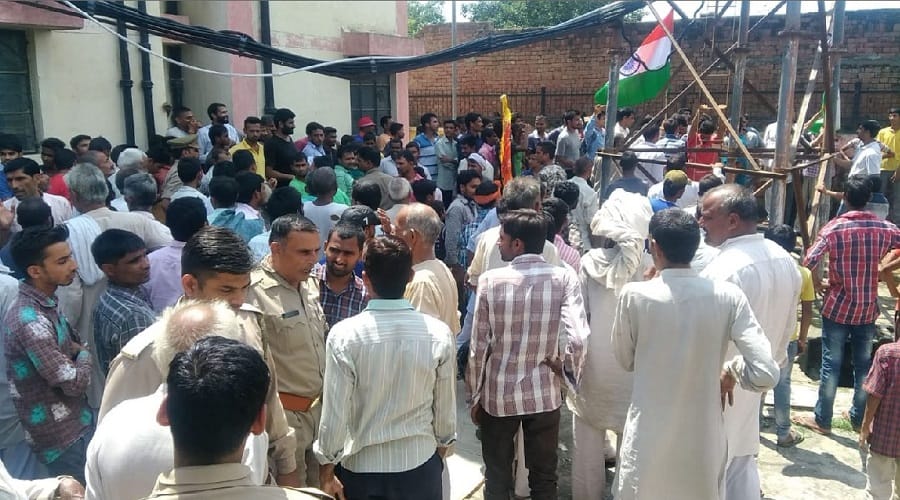 There was a dispute about tricolor in Shamli, caught the accused
