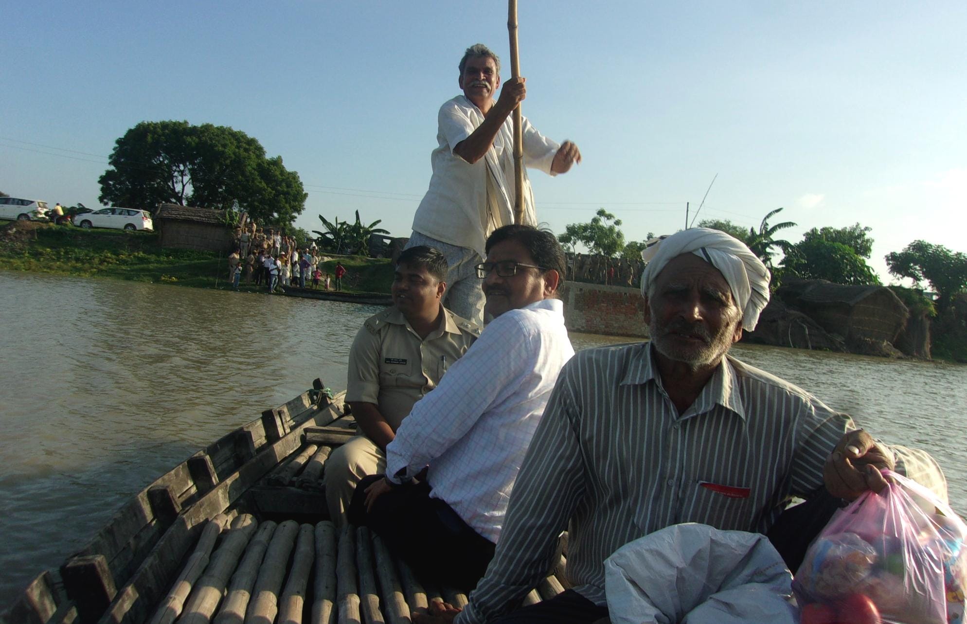 Ghaghra river water level cross danger level in azamgarh ballia and mau