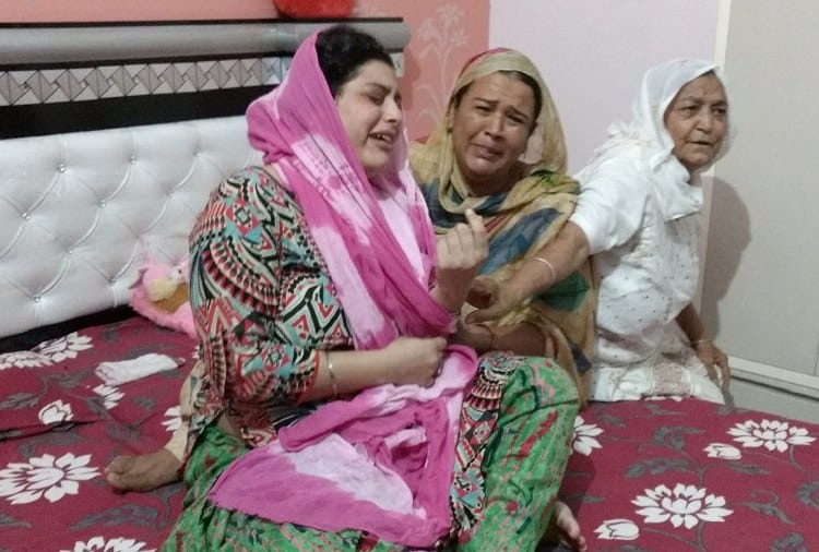 Indian Army Soldier Vikramjeet Singh Funeral in Paternal Village