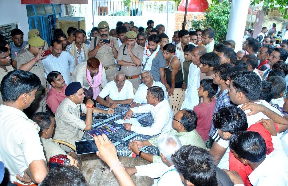 anger villagers made teachers hostage after girl missing 