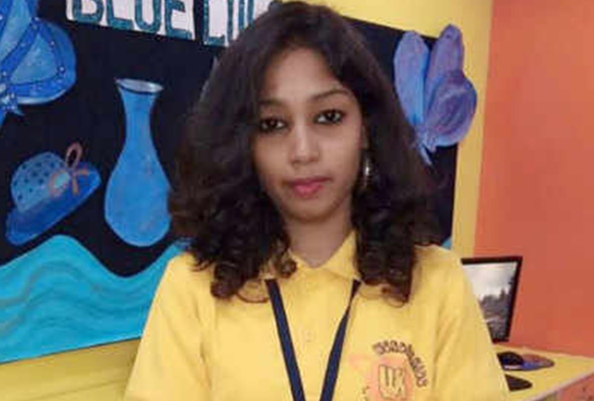 19 year old teacher managed to track down the thief who has stolen her smartphone