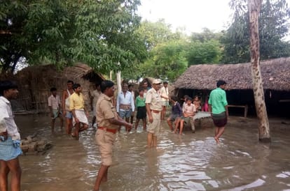 flood situation in kasganj 