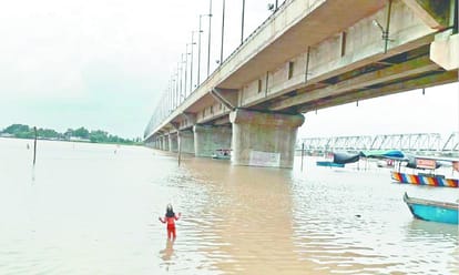flood situation in kasganj 