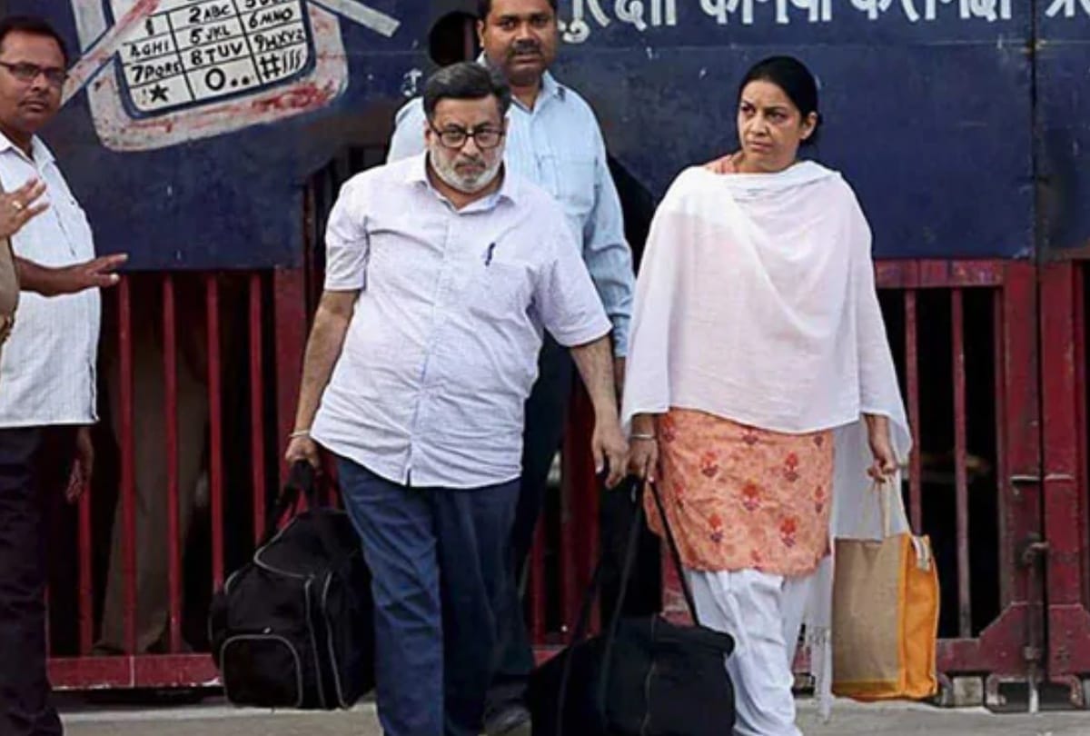 aarushi murder case, supreme court accepts cbi appeal against aarushi talwar parents acquittal