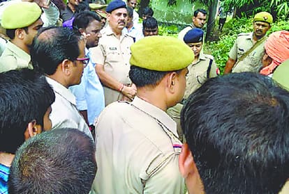 a boy dead because of electric shock in sultanpur