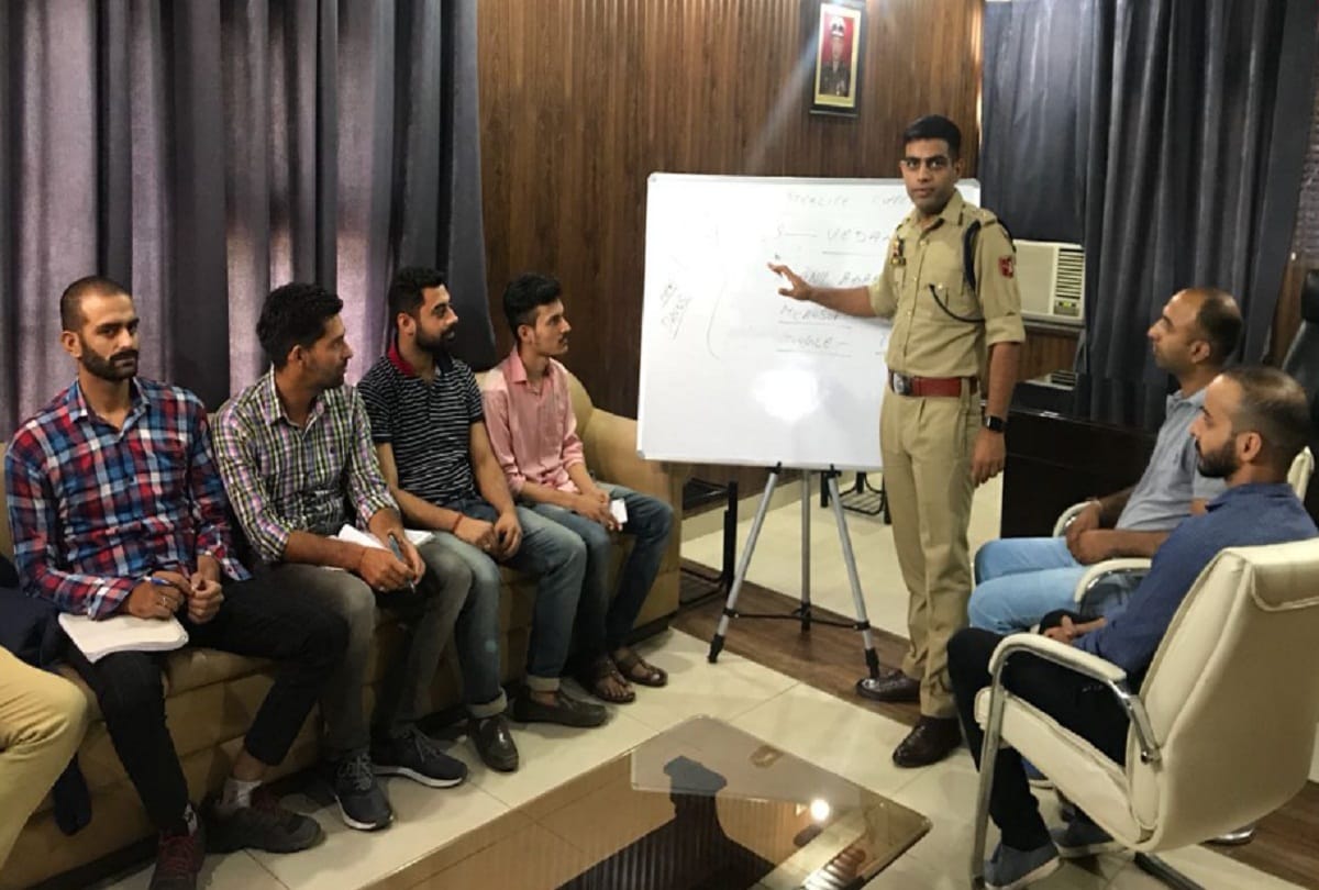 ips sandeep chaudhay operation dream comes true his taught 38 students passed sub inspector exam