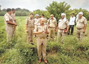 हत्या कर बाग में फेंकी किशोरी की लाश