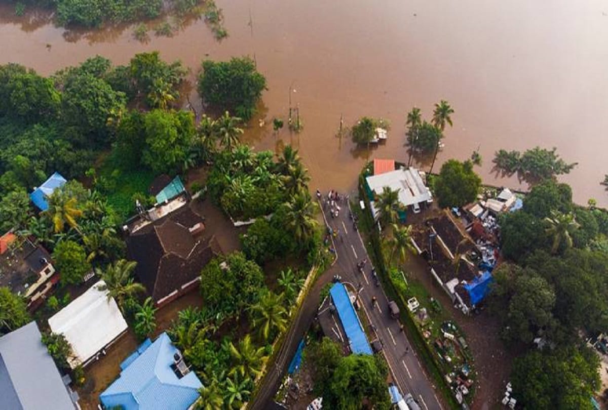 Union Home Minister Rajnath Singh to visit flood-hit Kerala live updates