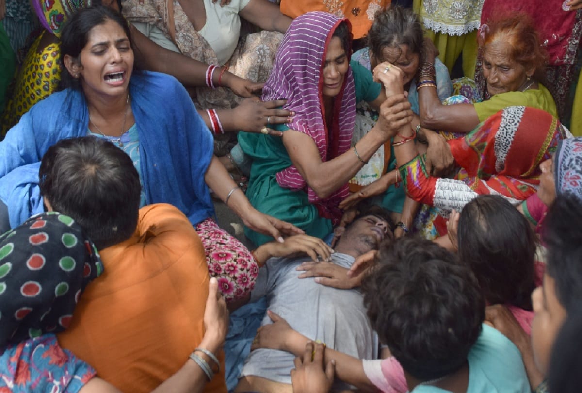 Murder of Dalit student in meerut, misery to mother, see photos