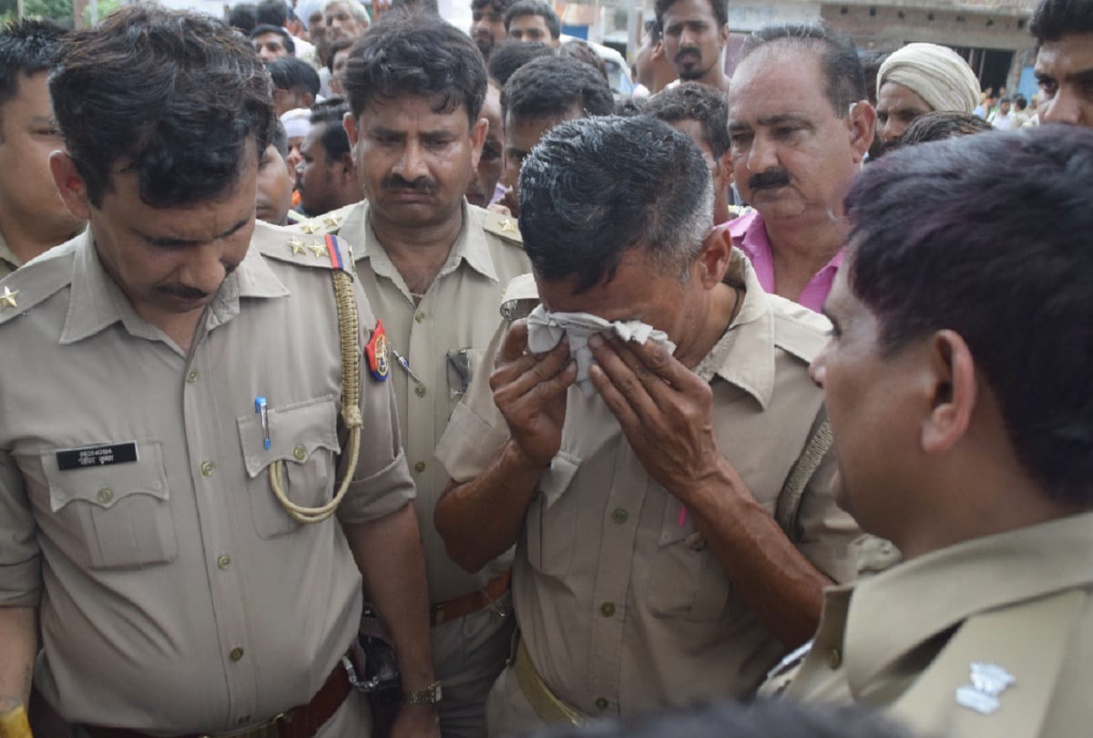 Murder of Dalit student in meerut, misery to mother, see photos