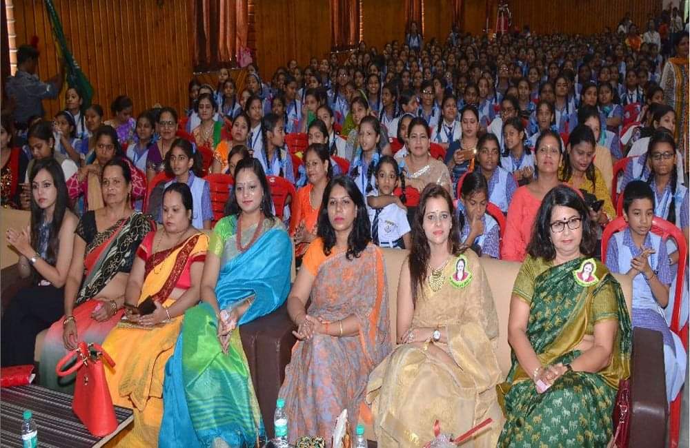 Amar Ujala Whisper Choice Periods Awareness Program