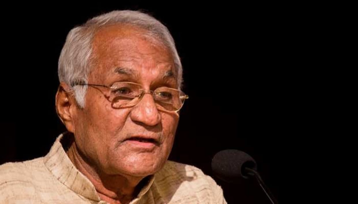 Award wapasi 2015: vishwanath prasad tiwari Said it was politically motivated to malign modi govt