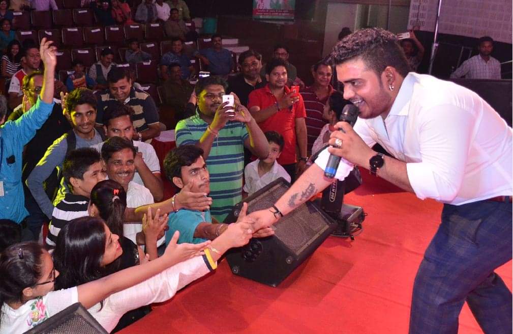 Brijwasi brothers performs in Maa Tujhe Pranam Amar Ujala