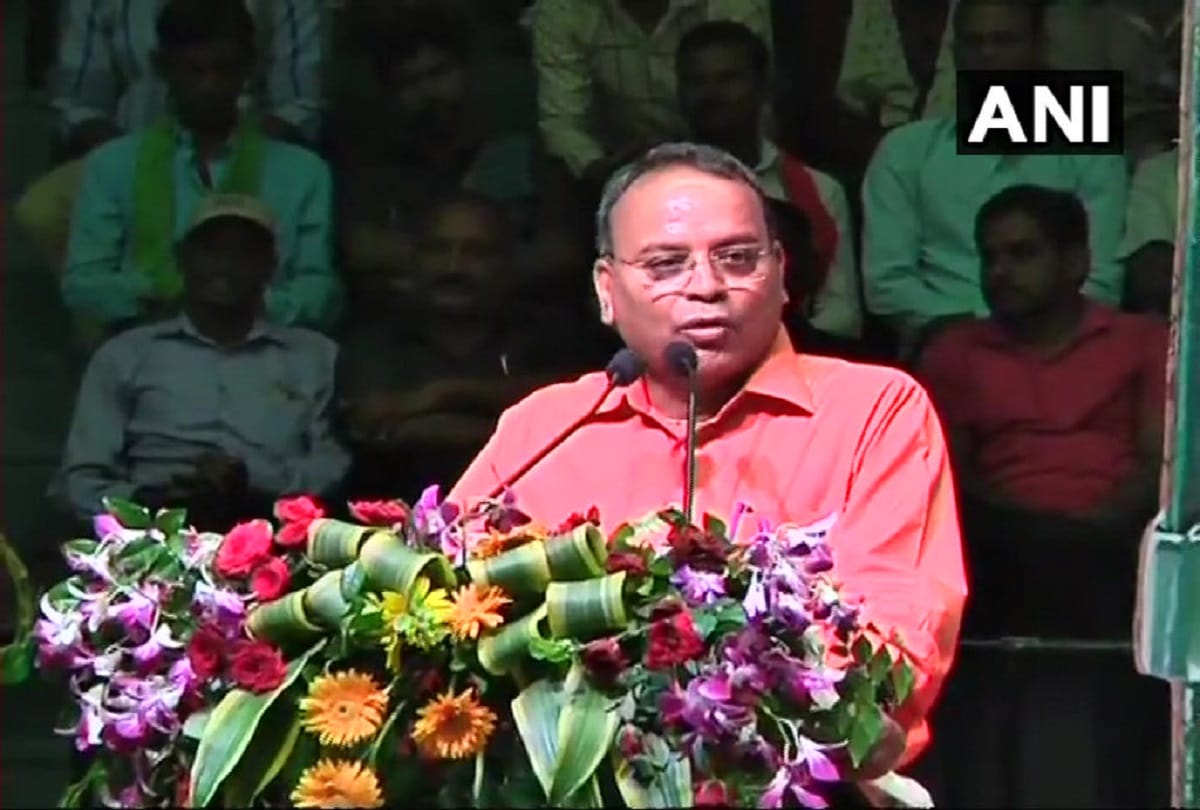 BJP minister says chhattisgarh cm raman singh has got boon of euthanasia 