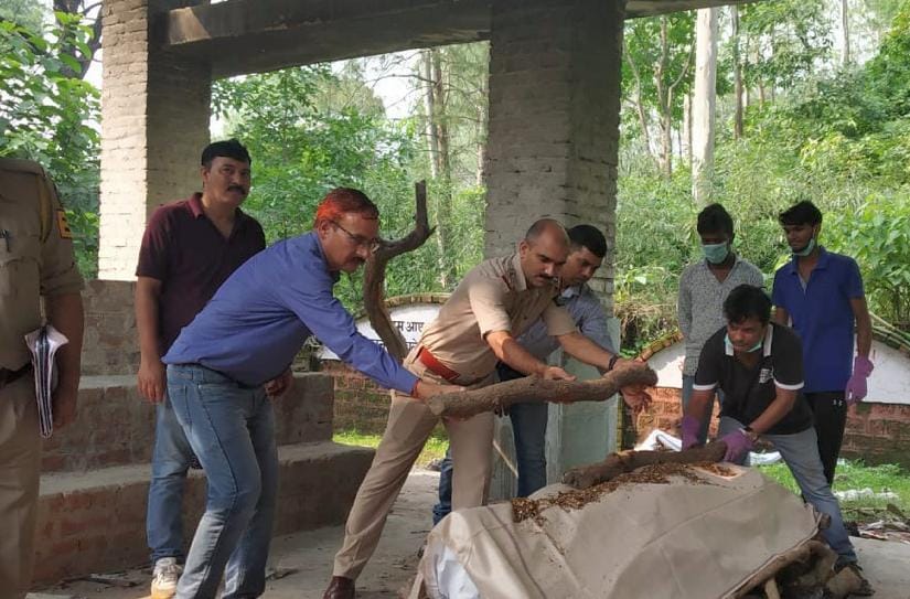 कैदी का आठ दिन बाद अंतिम संस्कार