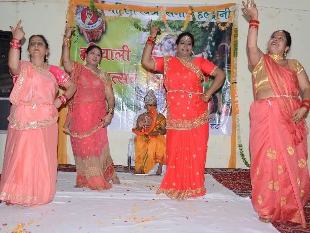 लगन चुनी गईं तीज क्वीन
